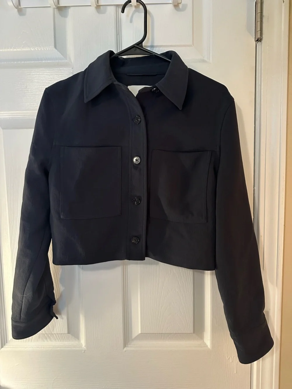 PRICE DROP Aritzia Navy Tailored Cropped Jacket Small - Picture 3 of 6